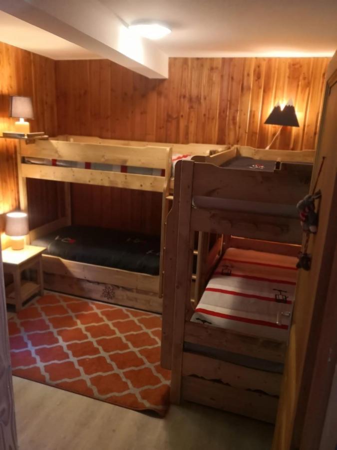 Le Chalet Pointu De Capucine Bourg-Saint-Maurice Exterior foto